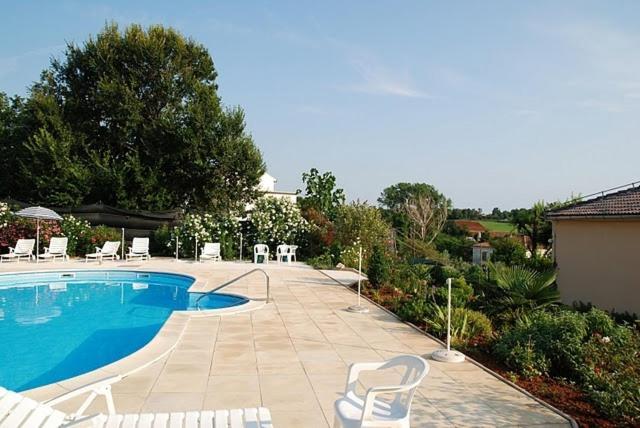 Bungalow Leo Savudrija Ngoại thất bức ảnh