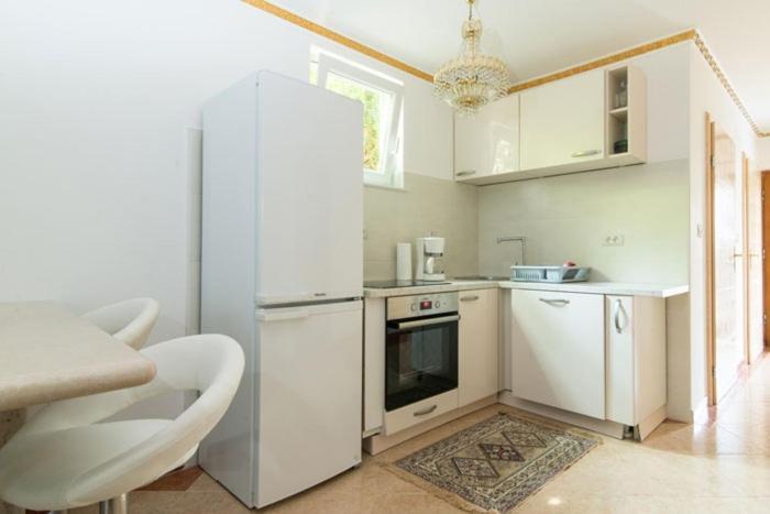 Bungalow Leo Savudrija Ngoại thất bức ảnh