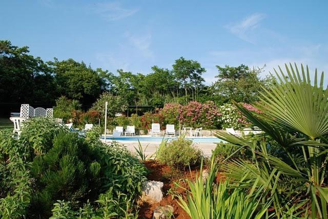 Bungalow Leo Savudrija Ngoại thất bức ảnh